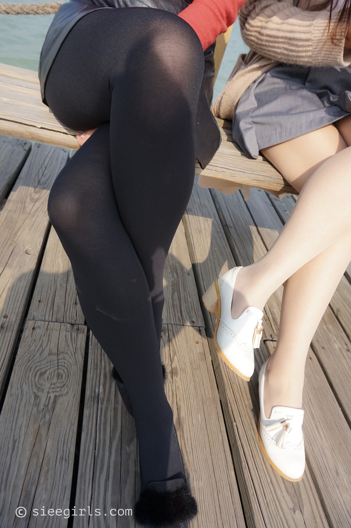 [SIEE丝意] 新刊 No.005 鱼鱼茹茹 颜色碰撞