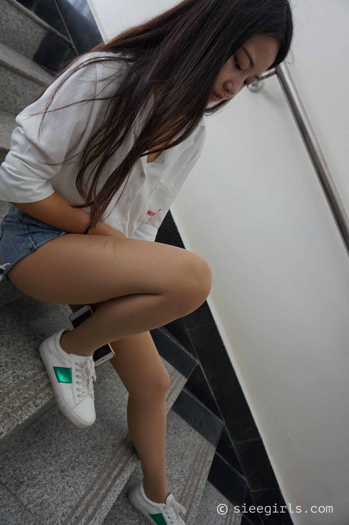 [SIEE丝意] 新刊 No.009 鱼鱼 楼道肉丝