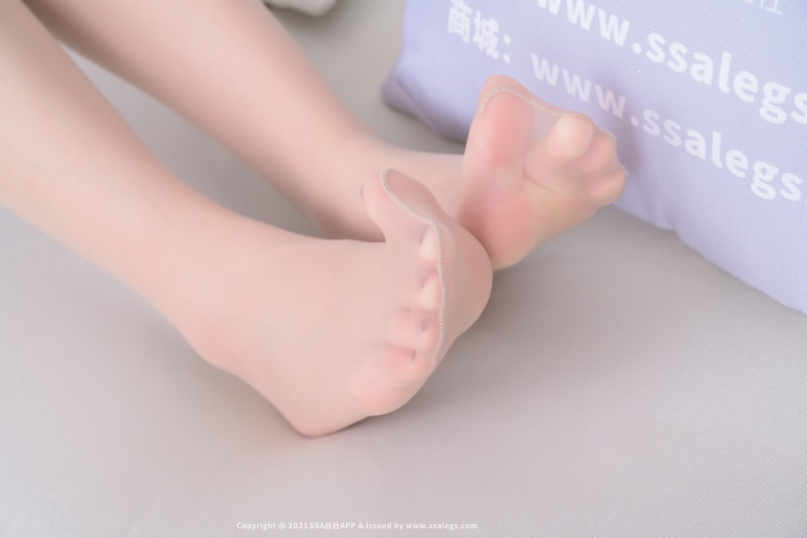 [SSA丝社]超清写真 No.809 模特思甜的绫丝袜美足（下） ...