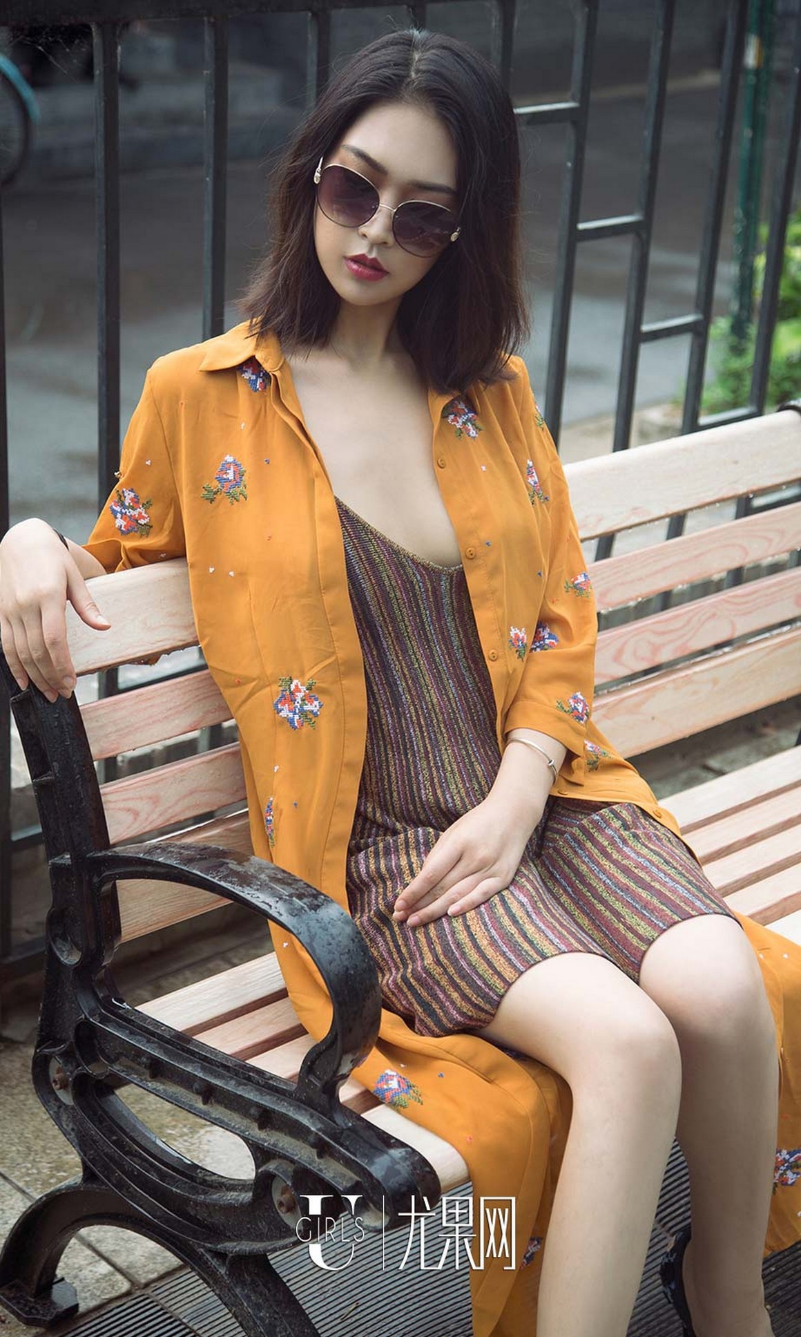 UGirls尤果网 爱尤物APP 2018.12.01 NO.1291 难忘的十一 ...